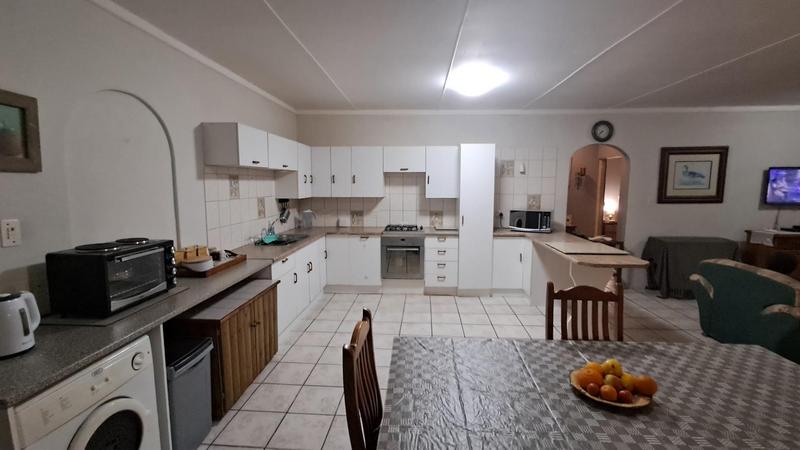 3 Bedroom Property for Sale in Britannia Bay Western Cape